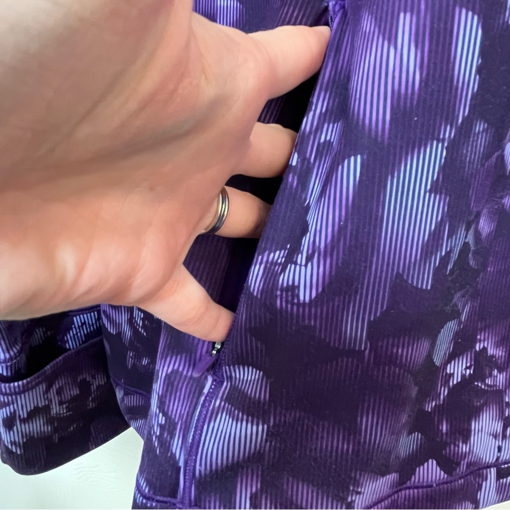 Athleta Purple Floral Women's 1/4 Zip Sweatshirt Size 1X - Picture 4 of 9
